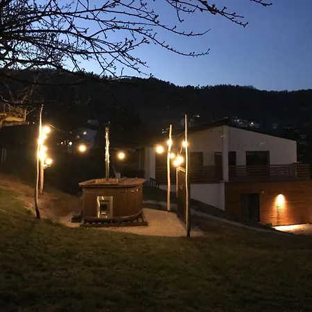 S 6 Izbami - 12 Pevnych Lozok A Pristelky Kotrcina Lucka