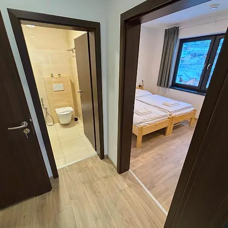 Apartmán S 6 Izbami - 12 Pevnych Lozok A Pristelky Kotrcina Lucka