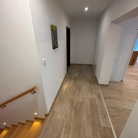 Apartmán S 6 Izbami - 12 Pevnych Lozok A Pristelky
