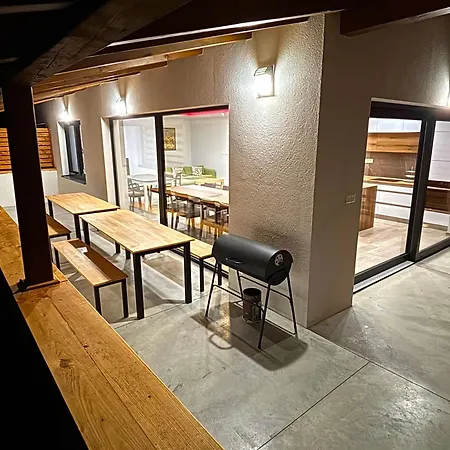 Apartmán S 6 Izbami - 12 Pevnych Lozok A Pristelky *