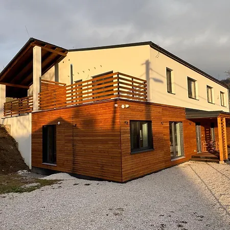 Apartmán S 6 Izbami - 12 Pevnych Lozok A Pristelky *